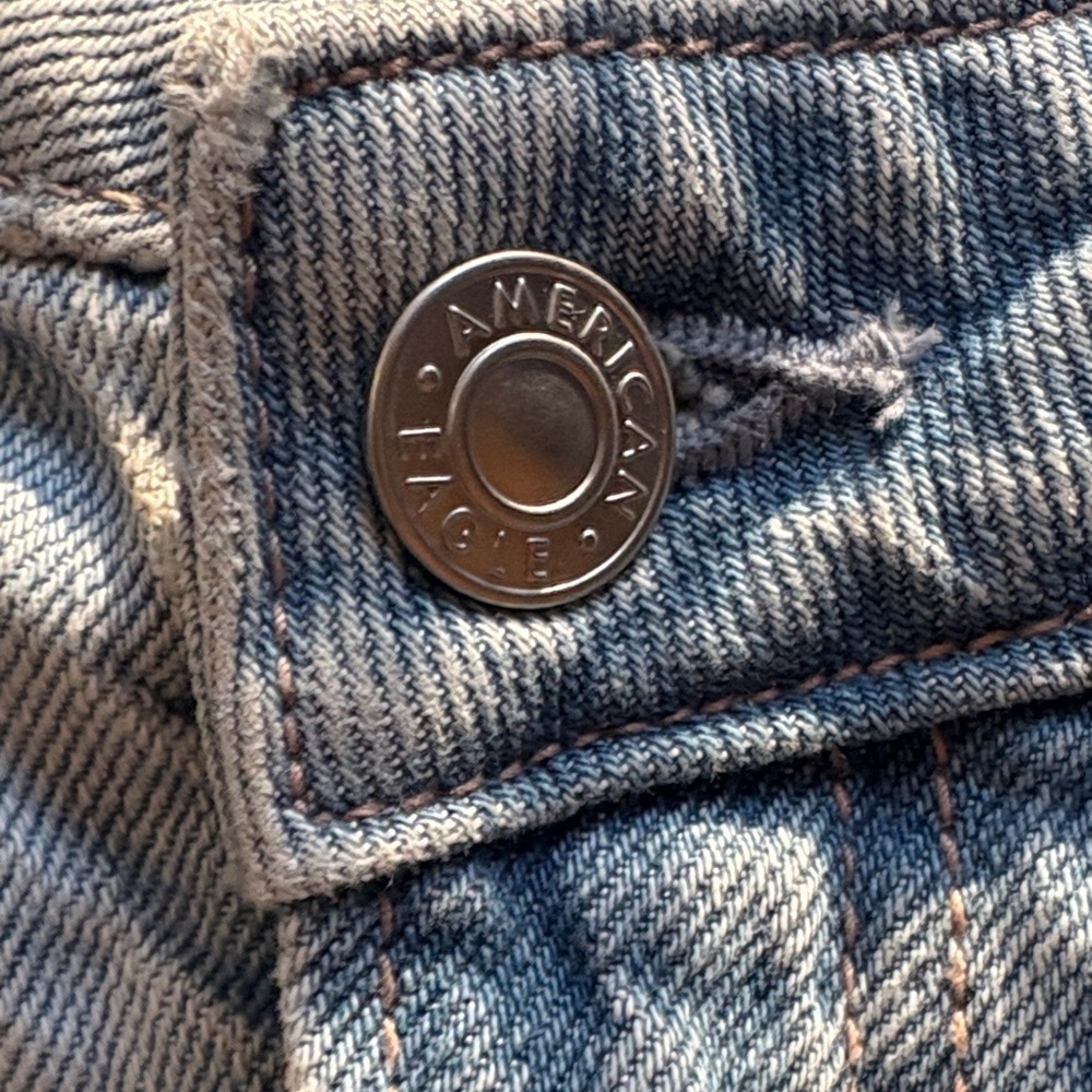 American Eagle Outfitters Light Blue Denim Mini Skirt- size 00 - Picture 11 of 13